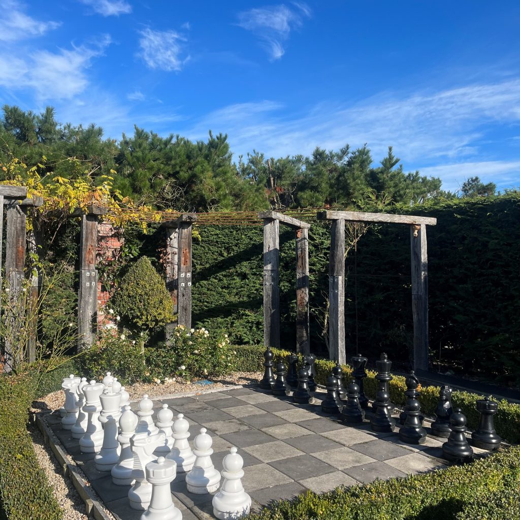 Broadoak Outdoor Chess