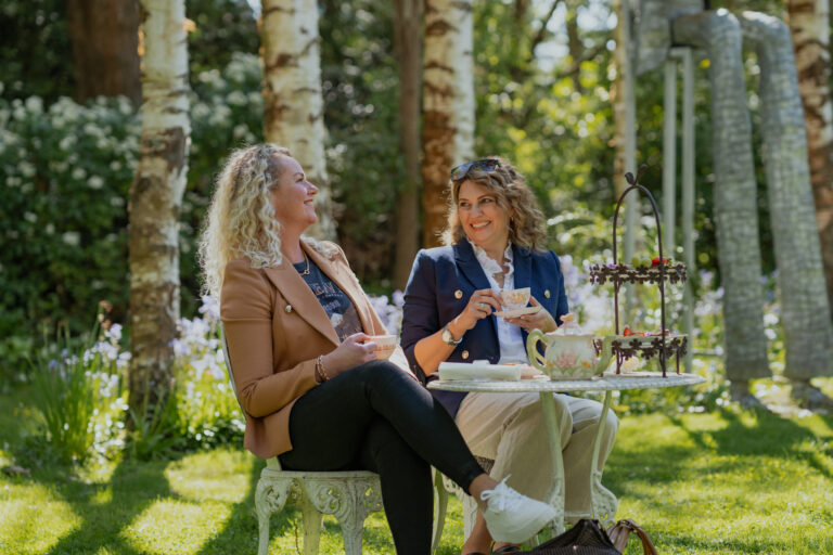 Eateries Near Gardens
