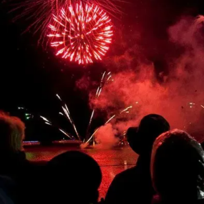 Woodford Glen Fireworks Extravaganza!